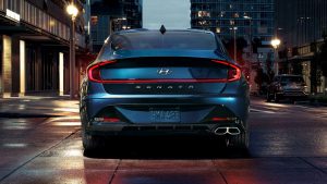Rear view of a parked dark blue 2022 Hyundai Sonata. | Hyundai dealer in North Little Rock, AR.