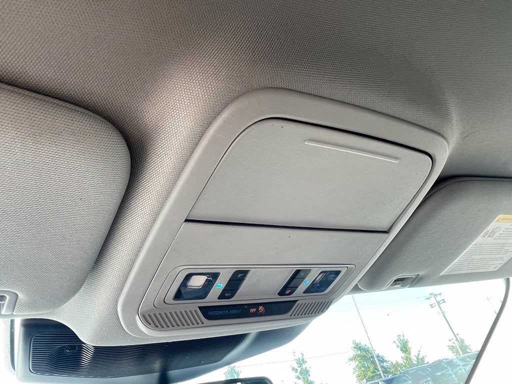 2022 Ford Explorer XLT - POWER LIFTGATE / TOW PKG