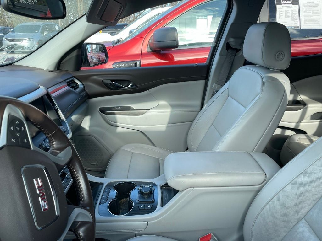 2020 GMC Acadia SLT - ONE OWNER