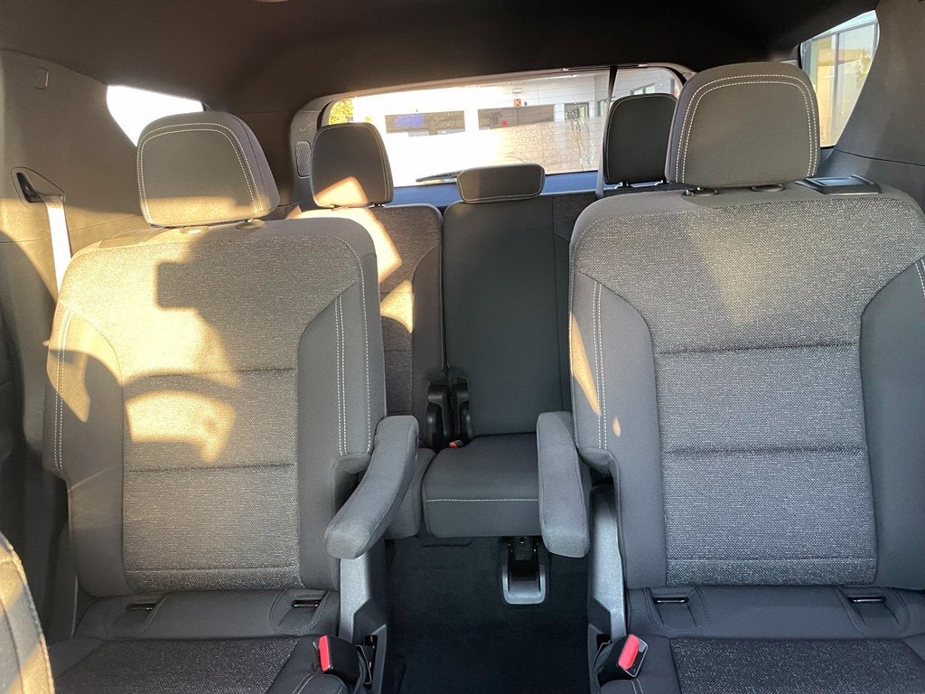 2025 Chevrolet Traverse LT - NAVIGATION / 27 MPG