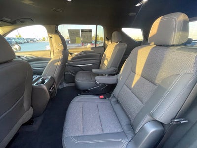 2025 Chevrolet Traverse LT - NAVIGATION / 27 MPG