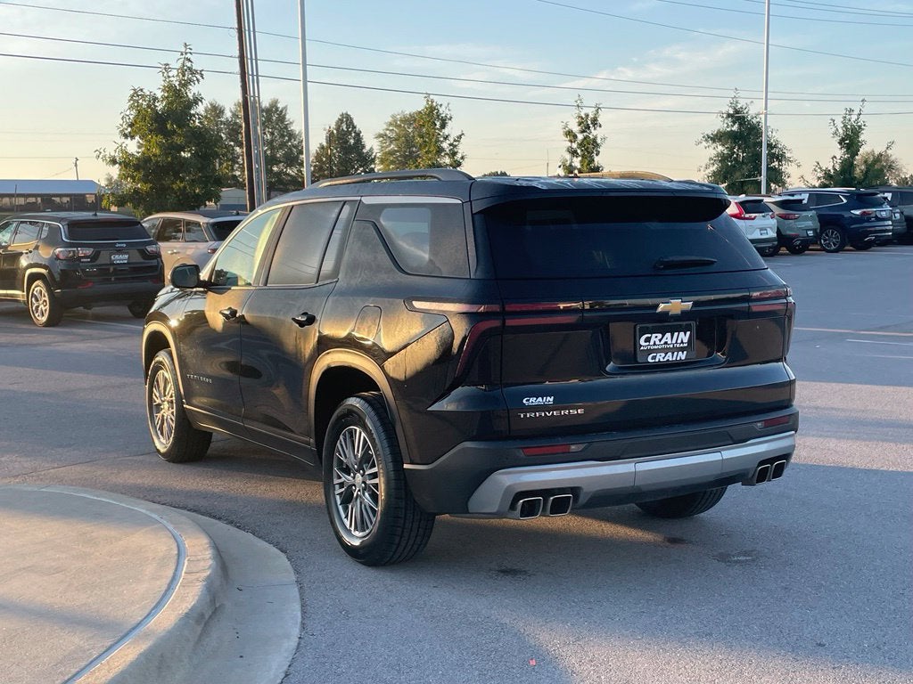 2025 Chevrolet Traverse LT - NAVIGATION / 27 MPG