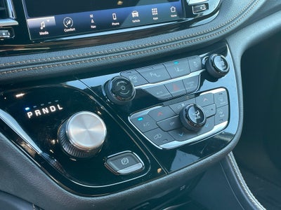 2023 Chrysler Pacifica Hybrid Pinnacle - 360 Surround–View Camera System