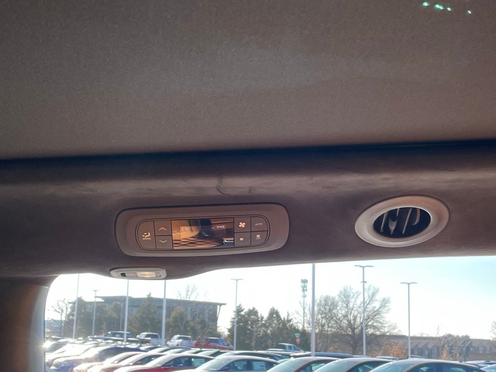 2023 Chrysler Pacifica Hybrid Pinnacle - 360 Surround–View Camera System