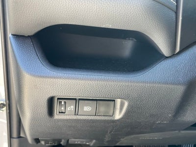 2025 Toyota RAV4 LE - WIRELESS APPLE CARPLAY / 30 MPG