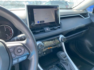2024 Toyota RAV4 XLE - BLIND SPOT MONITOR / 7 INCH DISPLAY