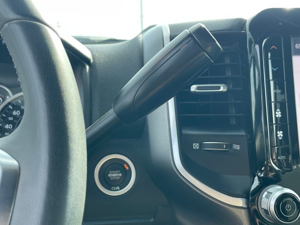 2025 RAM 2500 Big Horn - 6.7 CUMMINS DIESEL / REMOTE START