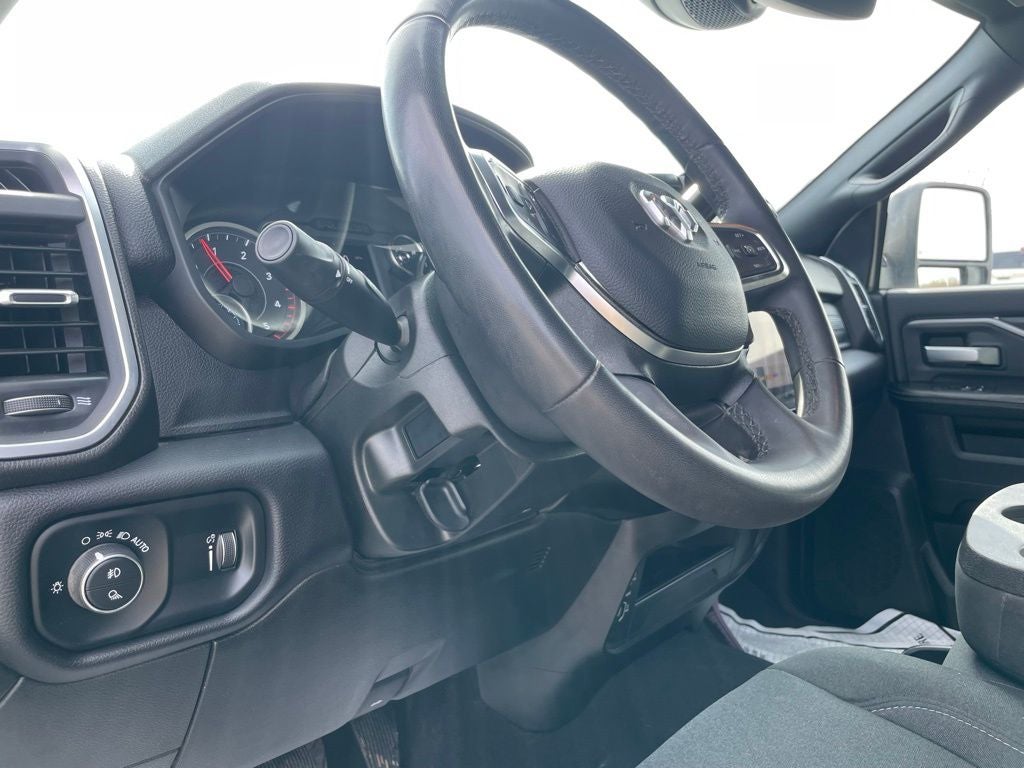 2025 RAM 2500 Big Horn - 6.7 CUMMINS DIESEL / REMOTE START