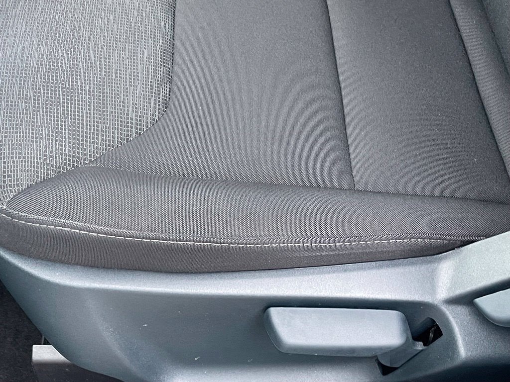 2025 Ford Maverick XL - AWD / 30 MPG