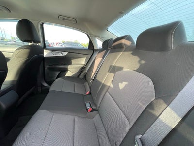 2024 Kia Forte LXS - KIA CERTIFIED / BLIND SPOT ASSIST