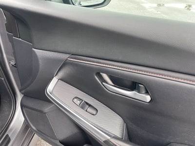2022 Nissan Sentra SR - 37 MPG / BLIND SPOT WARNING