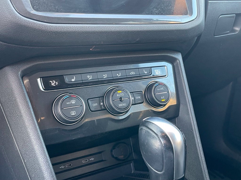 2021 Volkswagen Tiguan 2.0T SE - AWD / EXTERIOR PARKING CAMERA