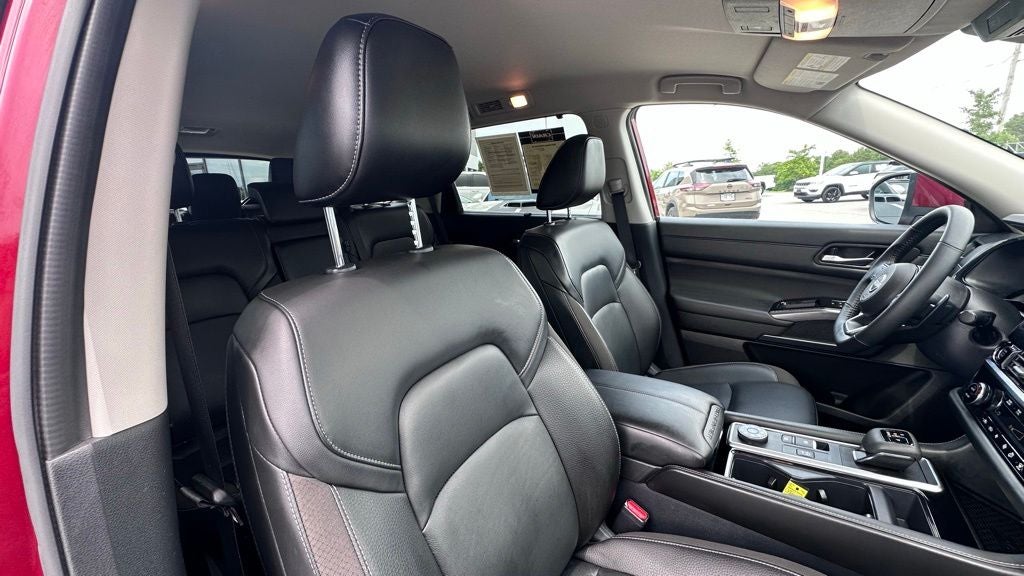 2024 Nissan Pathfinder SL - POWER LIFTGATE / WIRELSS CHARGER