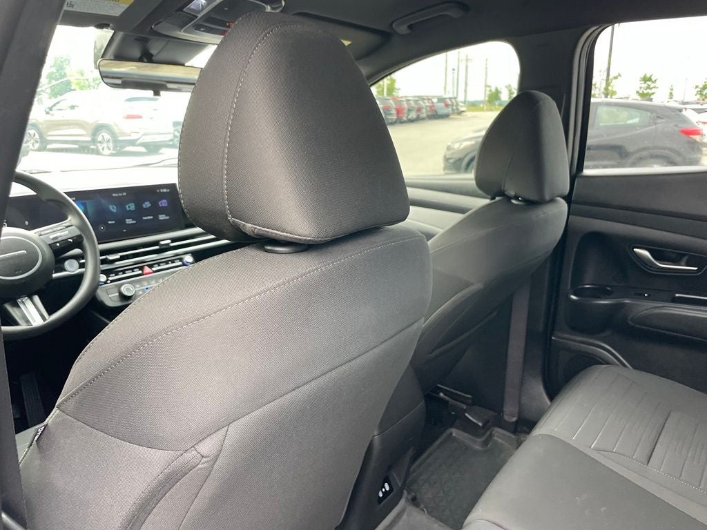 2025 Hyundai SANTA CRUZ SE - 30 MPG / APPLE CARPLAY