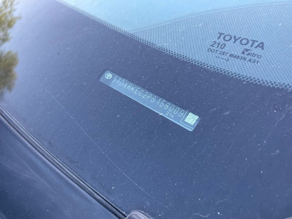 2023 Toyota Sienna XSE - MOONROOF / HANDS FREE SLIDING DOORS