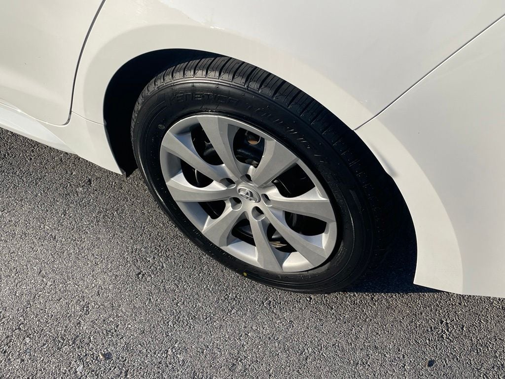 2022 Toyota Corolla LE - 38 MPG / KEYLESS ENTRY