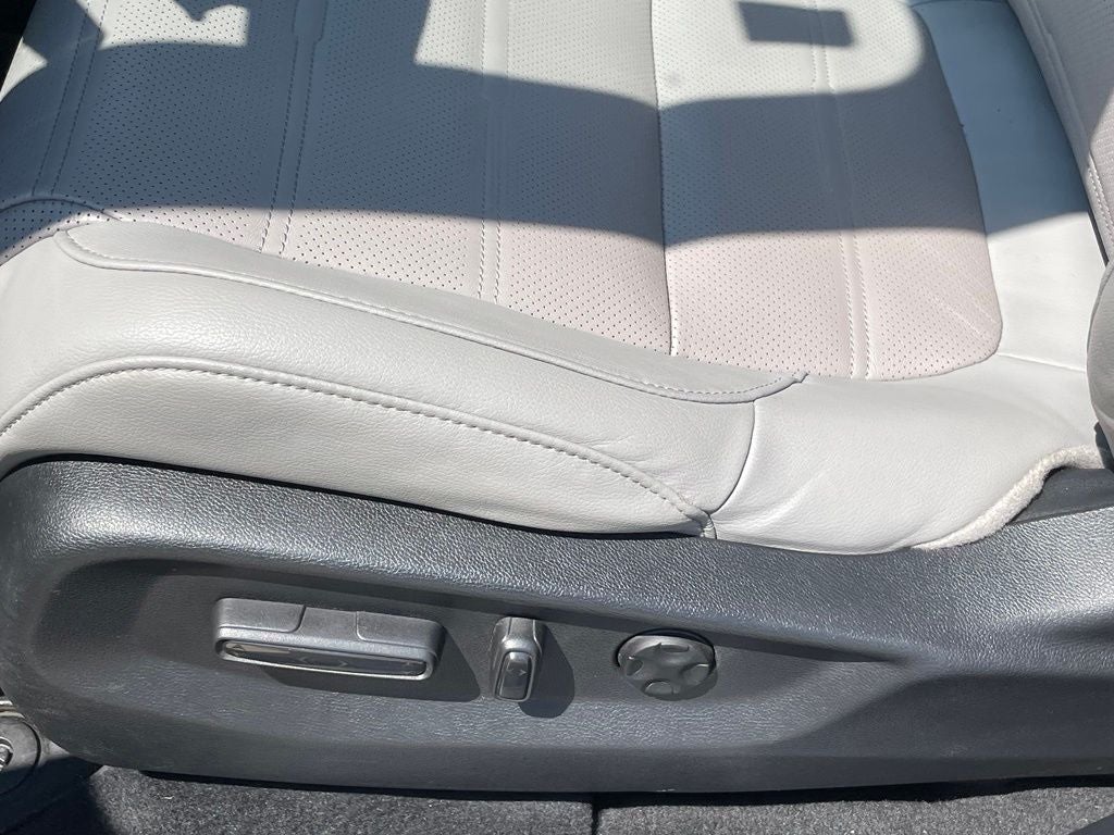 2020 Honda CR-V Hybrid EX-L - POWER MOONROOF / IVORY INTERIOR