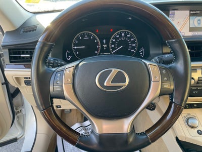 2013 Lexus ES 350 - MOONROOF / HEATED SEATS