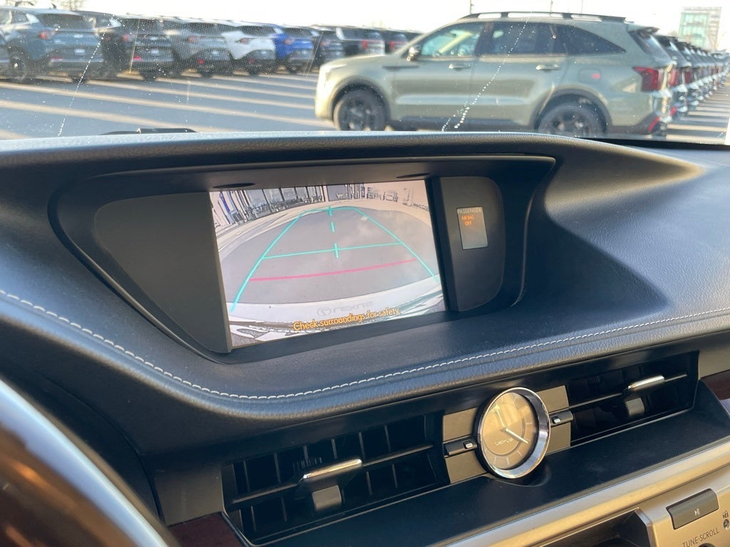 2013 Lexus ES 350 - MOONROOF / HEATED SEATS