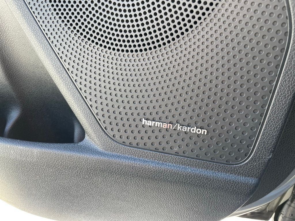 2022 Kia Niro EV EX Premium - KIA CERTIFIED / ONE OWNER