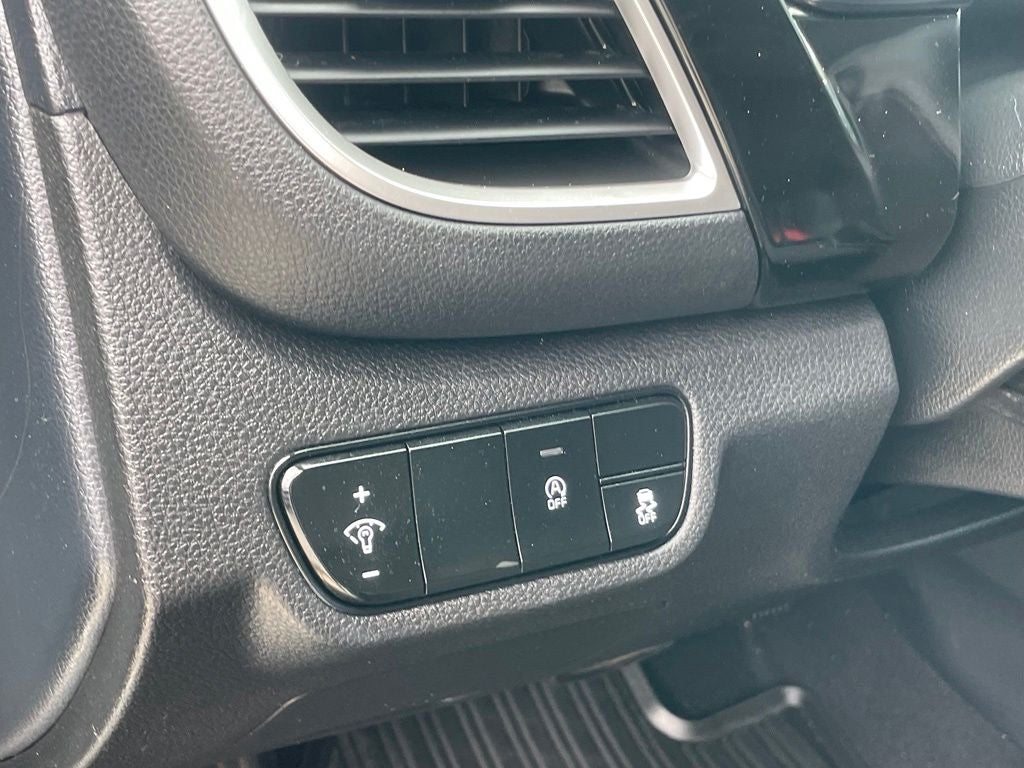 2024 Kia Seltos S - KIA CERTIFIED / APPLE CARPLAY