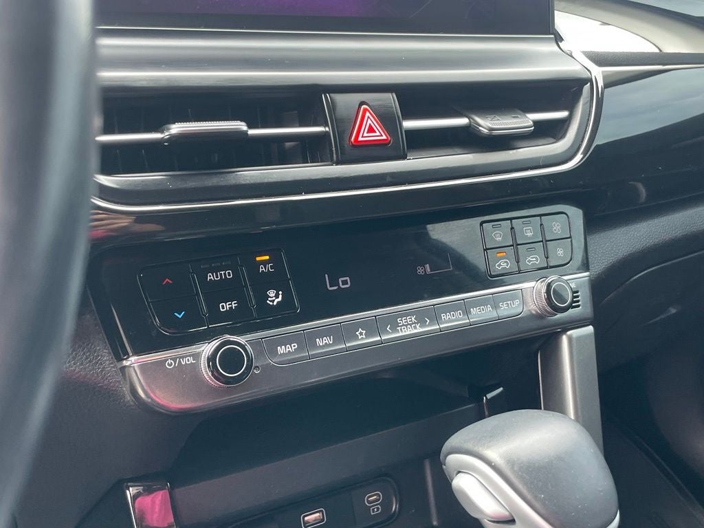 2024 Kia Seltos S - KIA CERTIFIED / APPLE CARPLAY