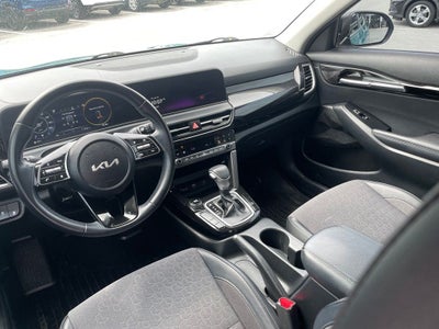 2024 Kia Seltos S - KIA CERTIFIED / APPLE CARPLAY