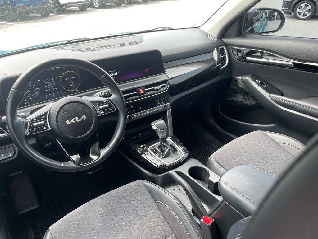 2024 Kia Seltos S - KIA CERTIFIED / APPLE CARPLAY