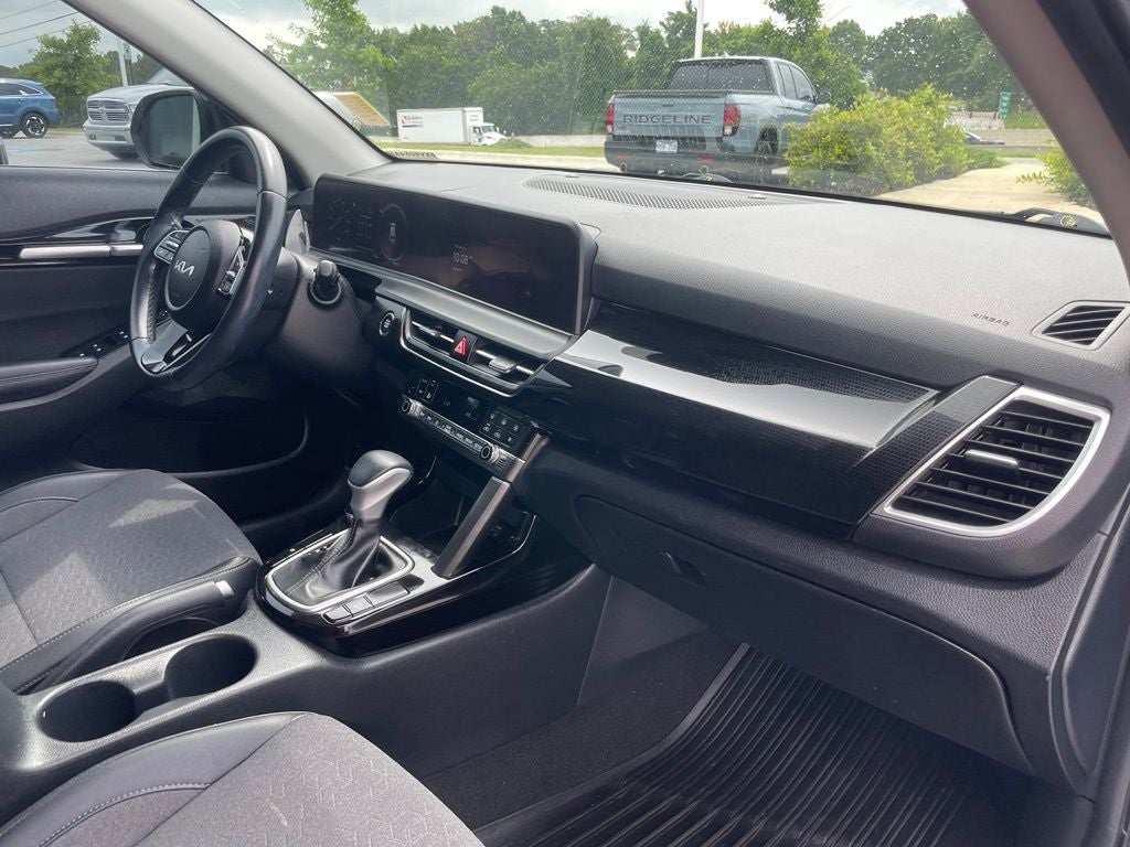 2024 Kia Seltos S - KIA CERTIFIED / APPLE CARPLAY