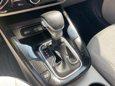 2020 Kia Soul LX - 35 MPG / APPLE CARPLAY