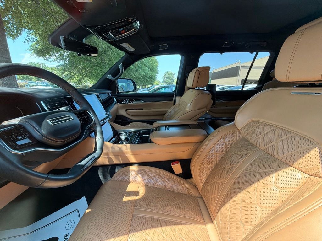 2025 Jeep Grand Wagoneer L Series III Obsidian, Pano Roof, Navi, 22" Wheels, CLEAN CARFA