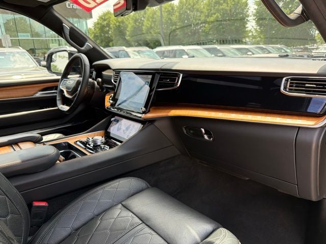 2024 Jeep Grand Wagoneer L Series III - Photo 36