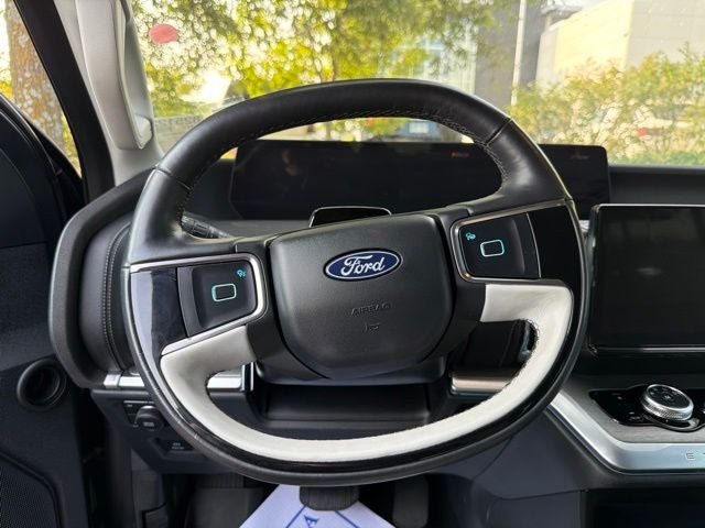 2025 Ford Expedition Platinum CARFAX 1-OWNER