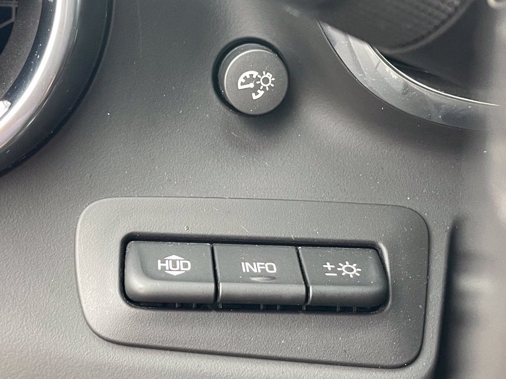 2018 Chevrolet Camaro 2LT RS Pkg, Leather, 20" Wheels