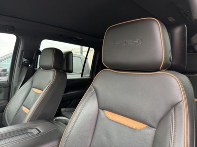 2023 GMC Yukon XL AT4