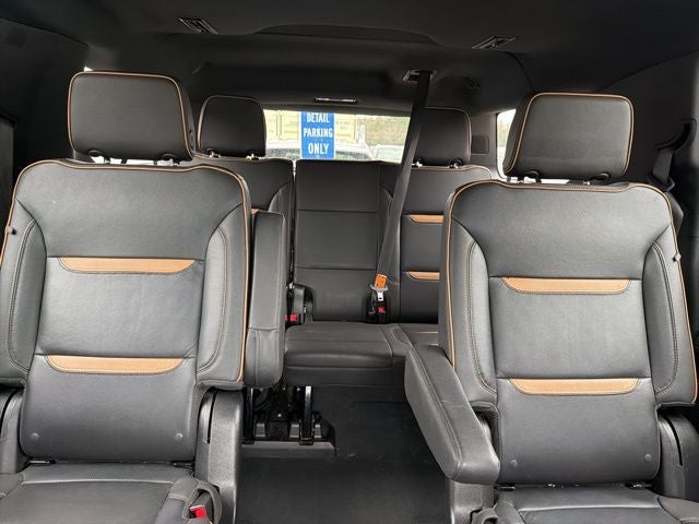 2023 GMC Yukon XL AT4