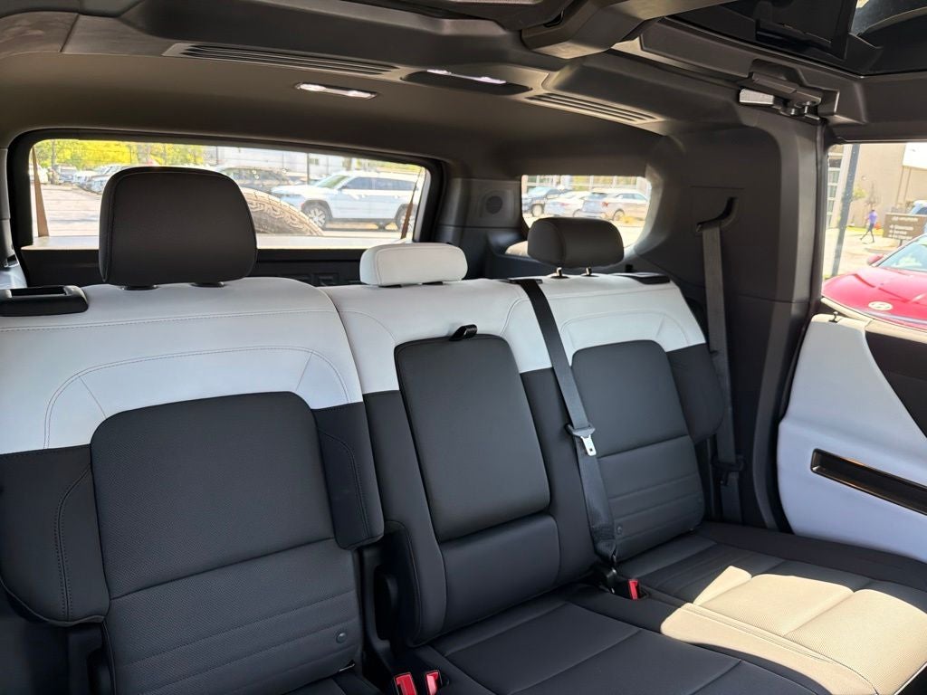 2025 GMC Hummer EV SUV 3X Low Miles, Clean CarFax