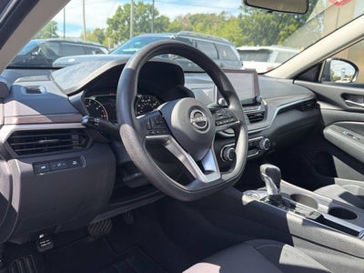 2025 Nissan Altima 2.5 SV CARFAX 1-Owner