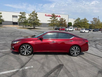 2019 Nissan Altima 2.5 Platinum CLEAN CARFAX