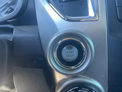 2019 Nissan Titan SV Clean CarFax, Navi, Blind Spot, CarPlay