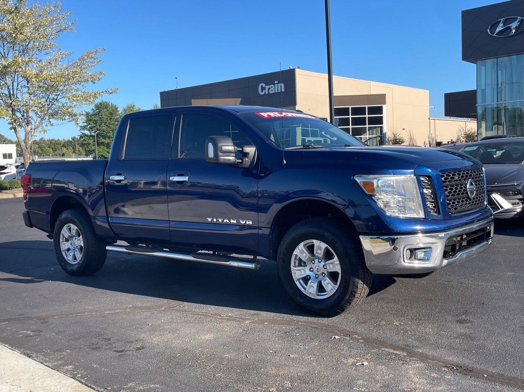 2019 Nissan Titan SV