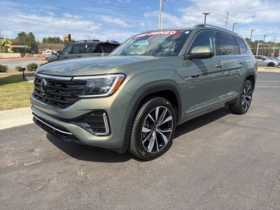 2025 Volkswagen Atlas 2.0T SEL Premium R-Line