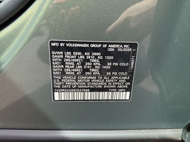 2025 Volkswagen Atlas 2.0T SEL Premium R-Line