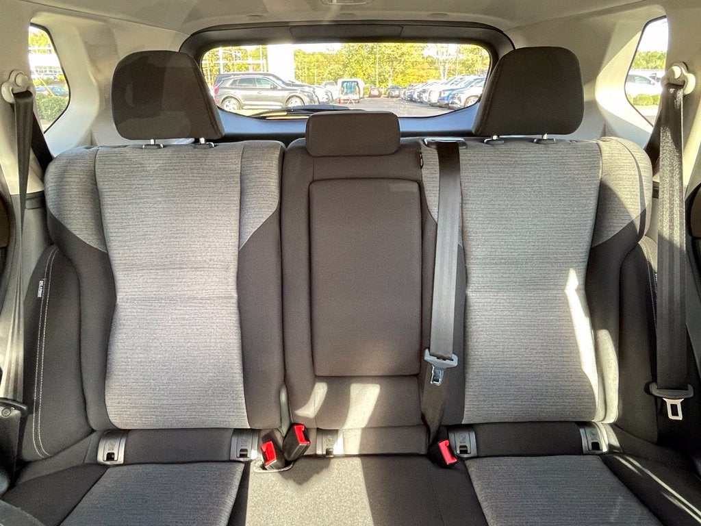 2023 Nissan Rogue SV Clean CarFax, Low Miles