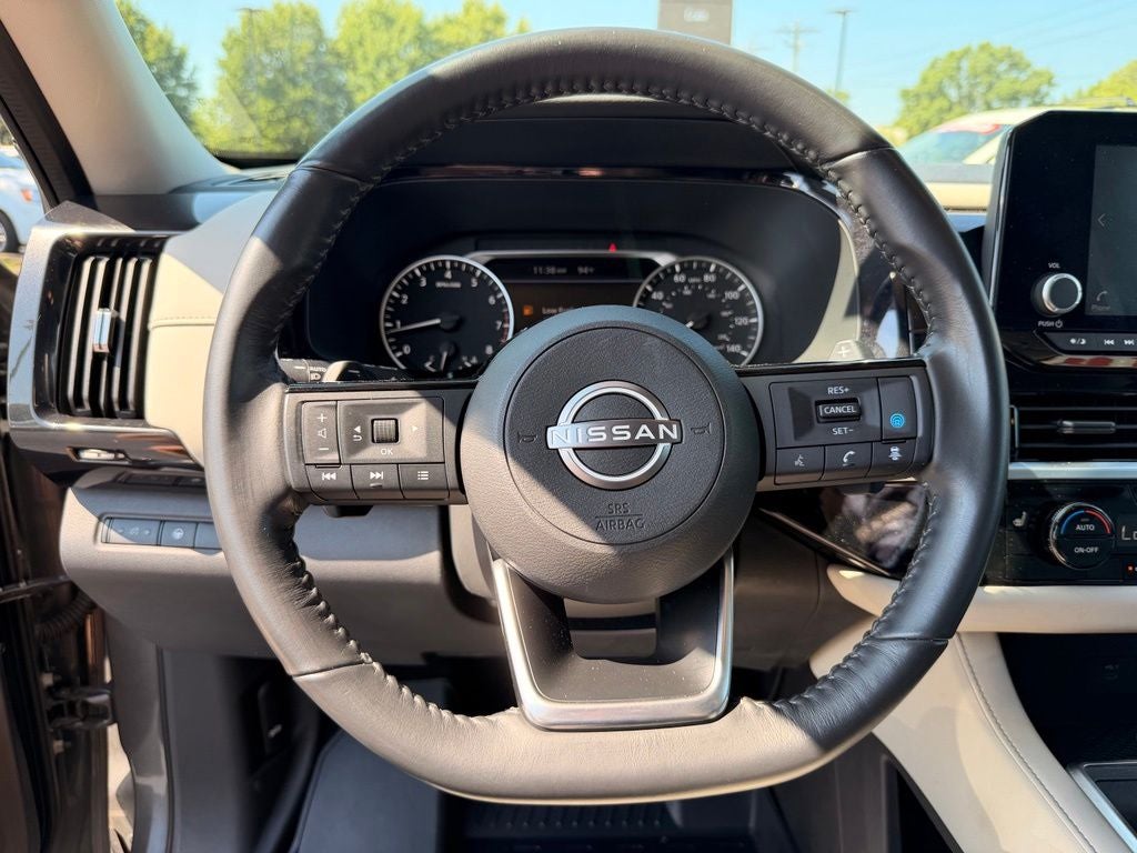 2022 Nissan Pathfinder SV 4WD, Clean CarFax, CarFax One Owner