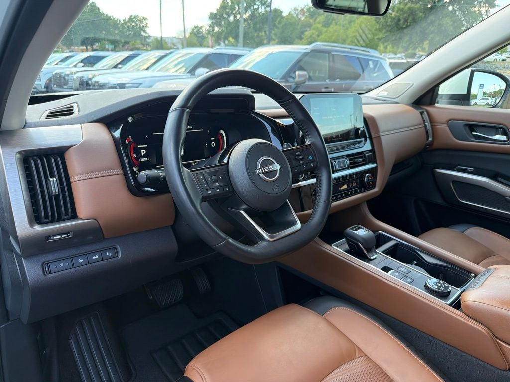 2024 Nissan Pathfinder Platinum CLEAN CARFAX