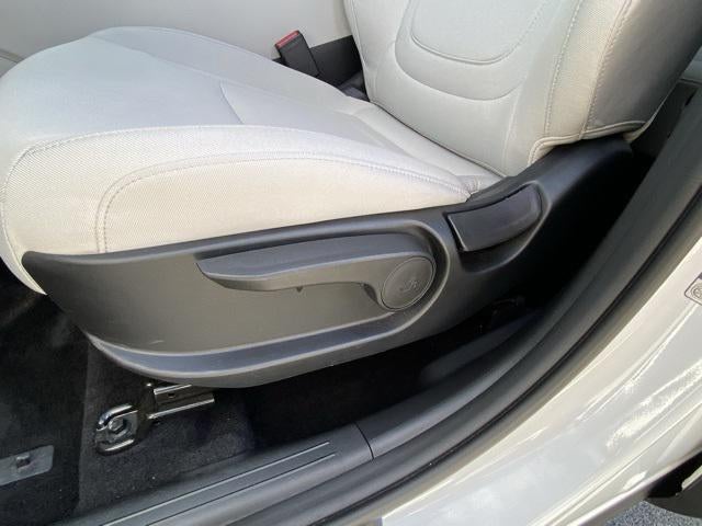 2025 Hyundai TUCSON SE FWD