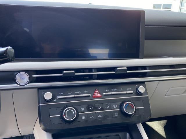 2025 Hyundai TUCSON SE FWD