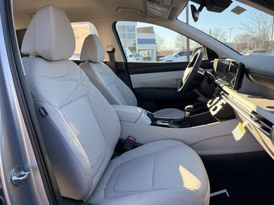 2026 Hyundai TUCSON SE FWD