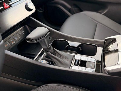 2026 Hyundai TUCSON SEL Premium FWD